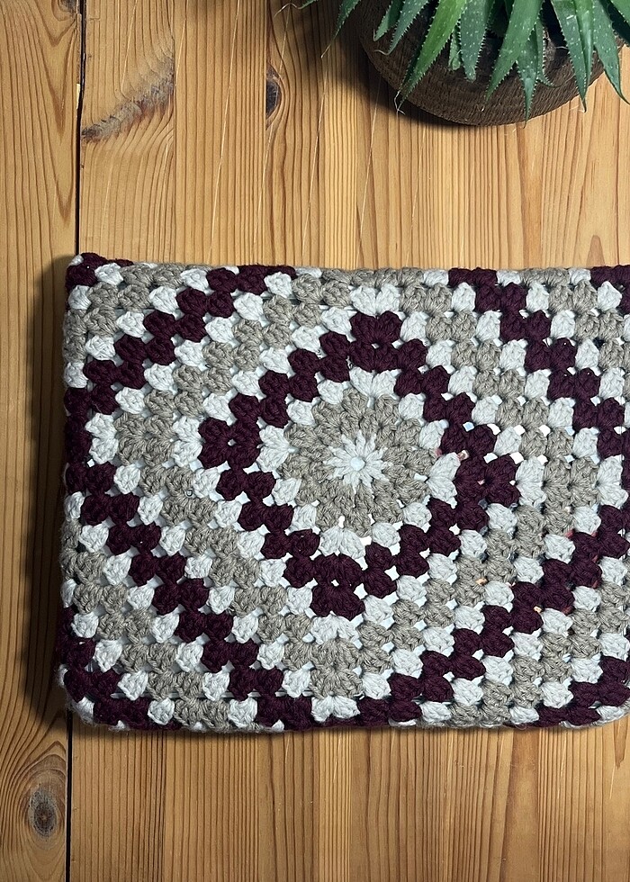 Örgü tablet kılıfı - Görsel 3