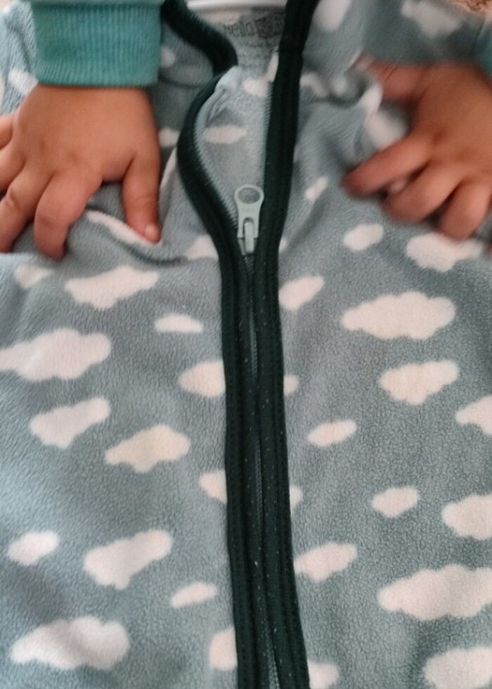 Bulut temalı unisex polar üst  - Görsel 4