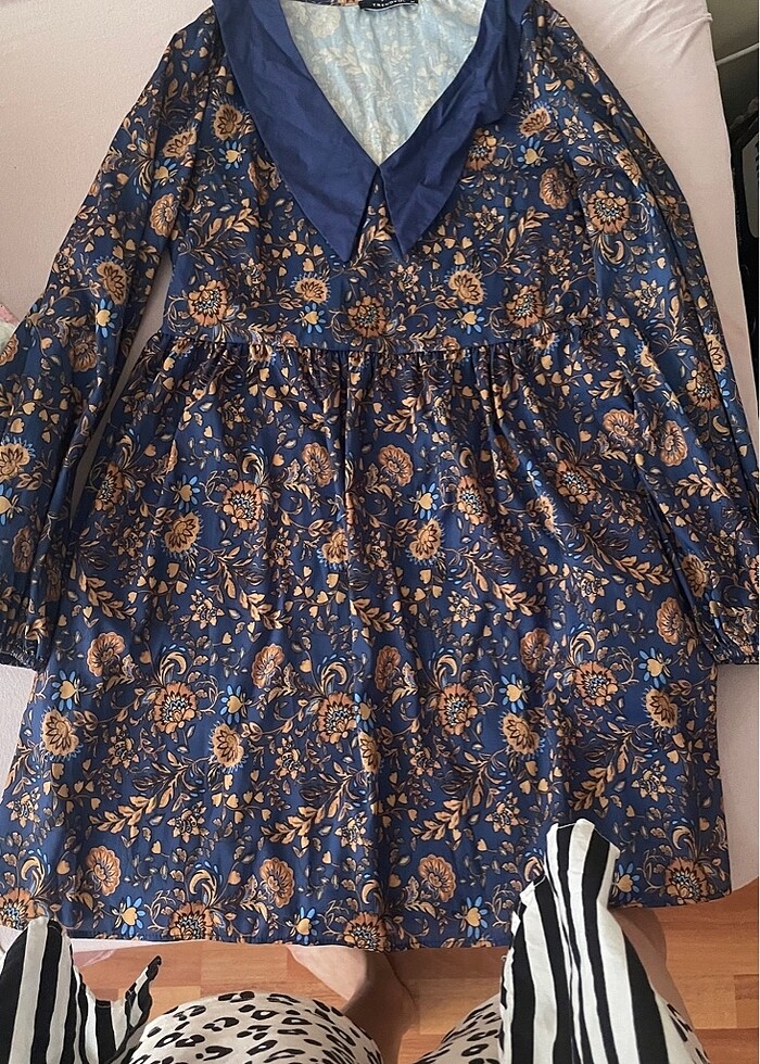 Çiçekli elbise - Görsel 3