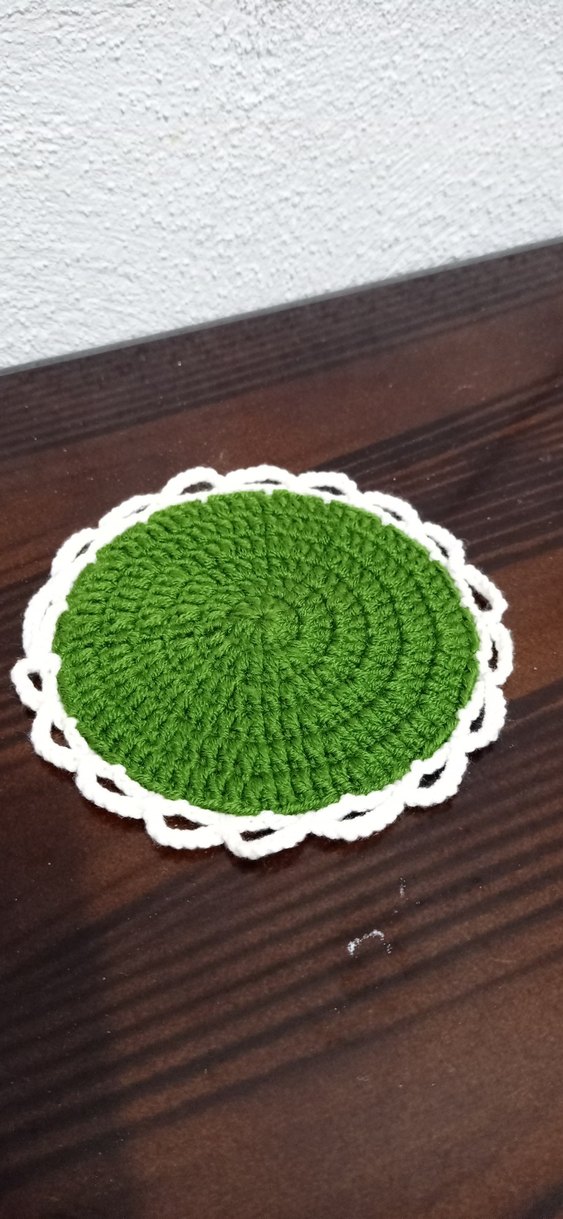 Yeşil Beyaz Örgü Yuvarlak Bardak Altlığı - Görsel 5