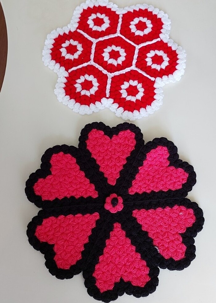 EL ÖRGÜSÜ LİF - Görsel 3