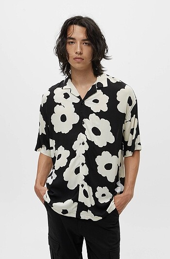 13-14 Yaş Beden PULL&BEAR çiçekli gömlek