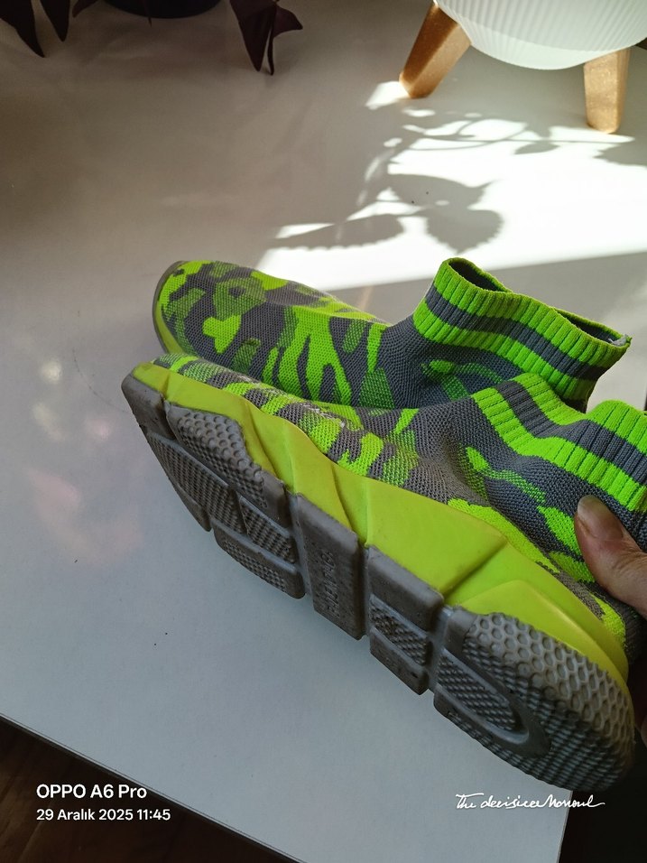 Desenli Spor Ayakkabı - Görsel 4