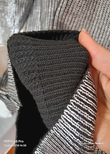 Gümüş renk V Yaka Uzun Örgü Kadın Kazak - Görsel 3