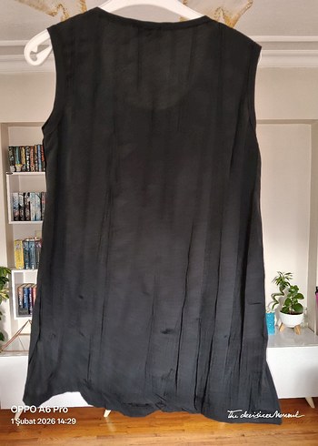 Kadın Siyah Kolsuz buluz - Görsel 3