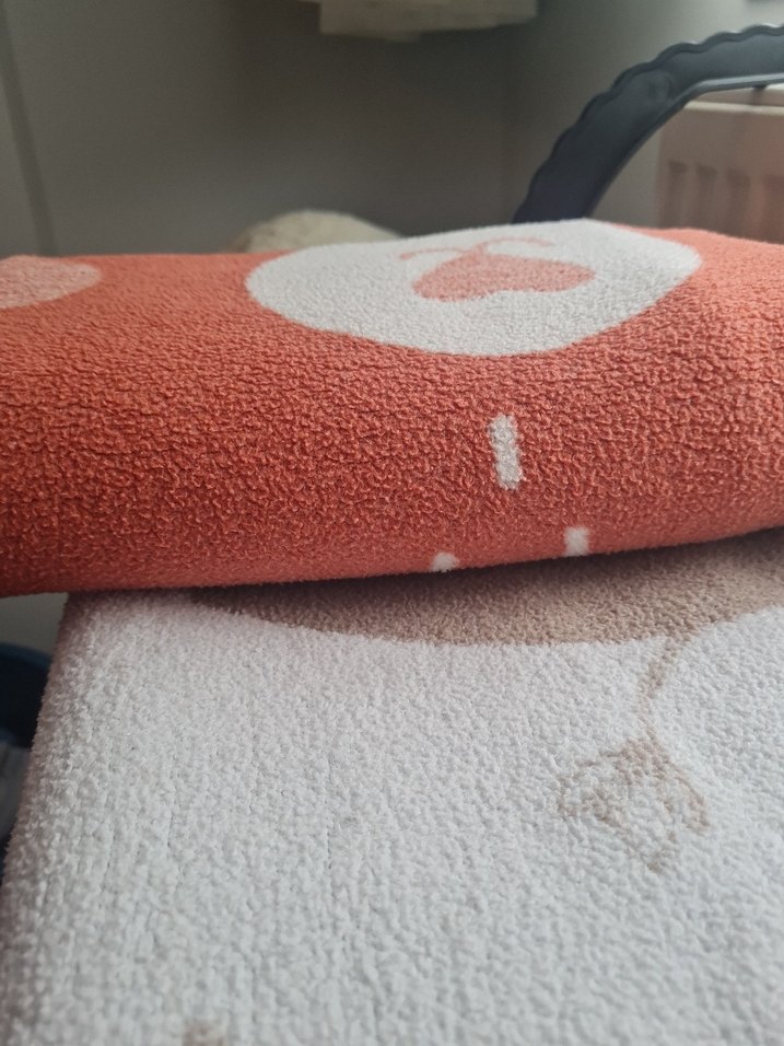 Kırmızı Baskılı Çocuk Battaniyesi - Görsel 5