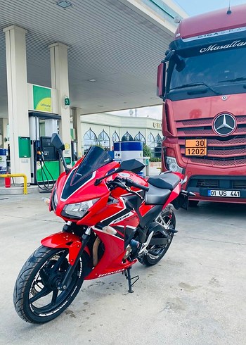 Honda Cbr 250 R Motorsiklet - Görsel 7