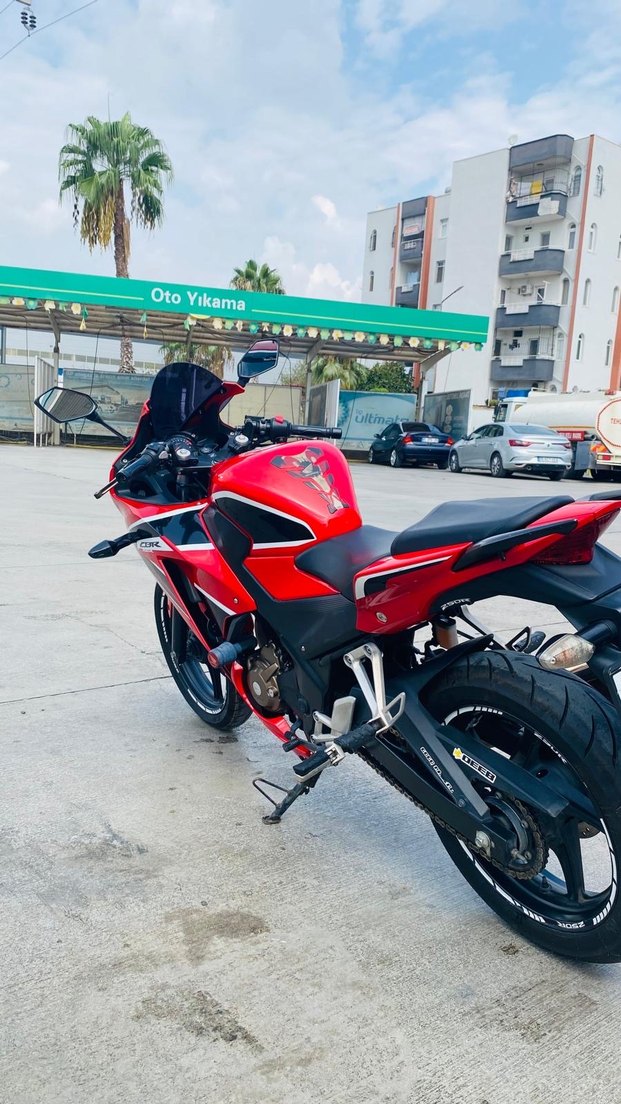 Honda Cbr 250 R Motorsiklet - Görsel 2