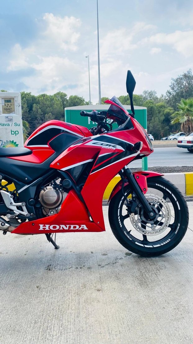 Honda Cbr 250 R Motorsiklet - Görsel 3