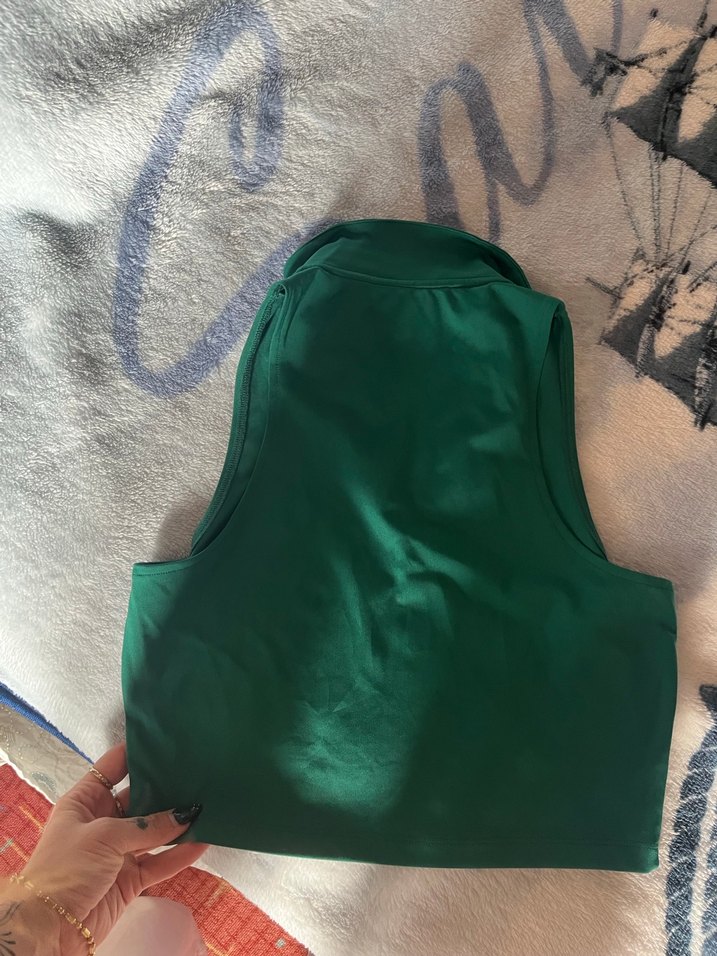 V Yaka Yeşil Crop Top - Görsel 5