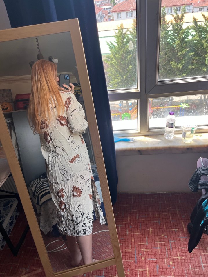 Düğmeli V Yakalı Uzun Bohem Elbise - Görsel 3