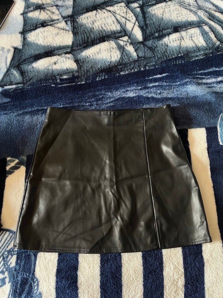 Siyah Deri Mini Etek - Görsel 3