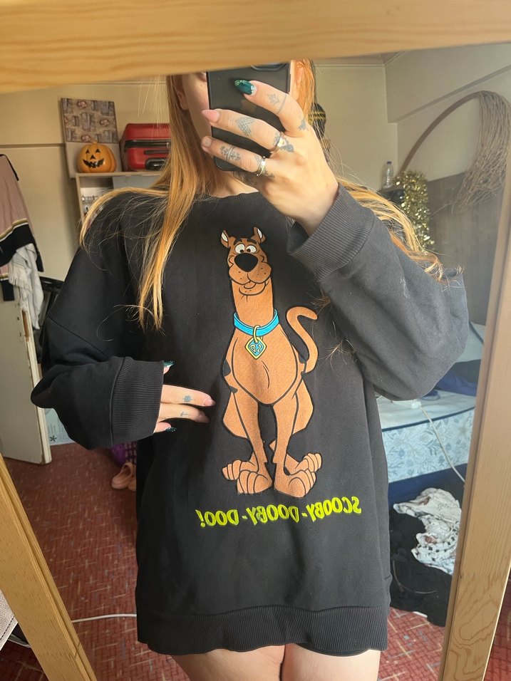 Scooby Doo Baskılı Siyah Oversize Sweatshirt - Görsel 2
