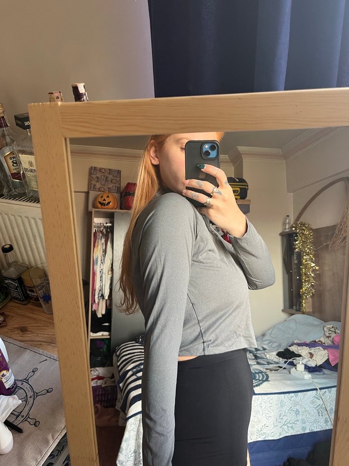 Gri Yüksek Yakalı Kadın Sweatshirt - Görsel 2