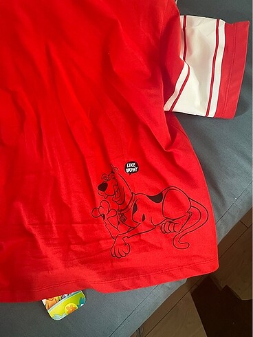 l Beden kırmızı Renk Mavi scooby do tshirt