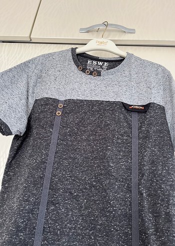 m Beden Düğmeli Gri Erkek T-shirt