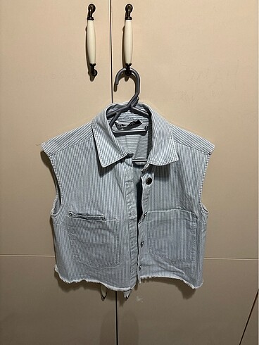 Zara yazlık sıfır kollu ceket