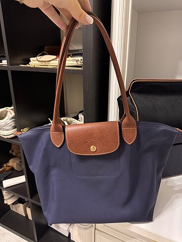 Longchamp M