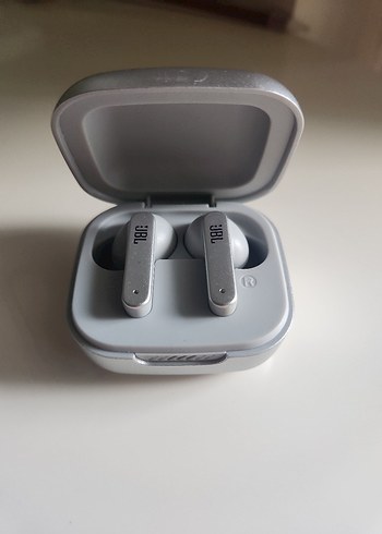 JBL LIVE PRO 2 - Görsel 3