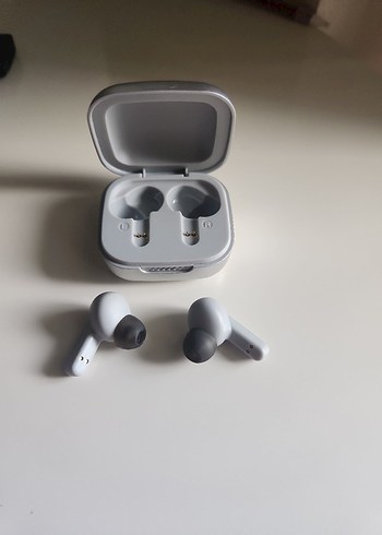 JBL LIVE PRO 2 - Görsel 4