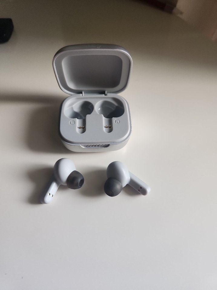 JBL LIVE PRO 2 - Görsel 4