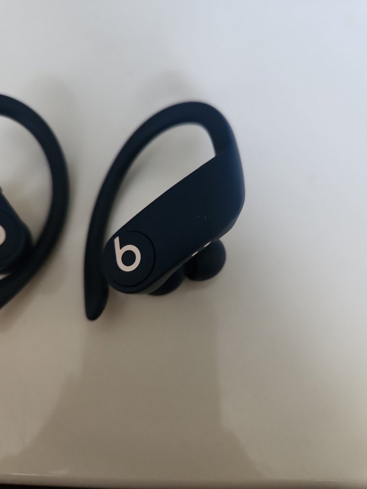 Siyah Beats Powerbeats Kablosuz Kulaklık - Görsel 2