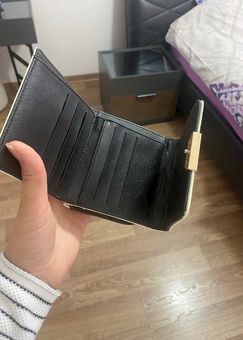 Minimalist Beyaz Deri Kadın Cüzdan - Görsel 3