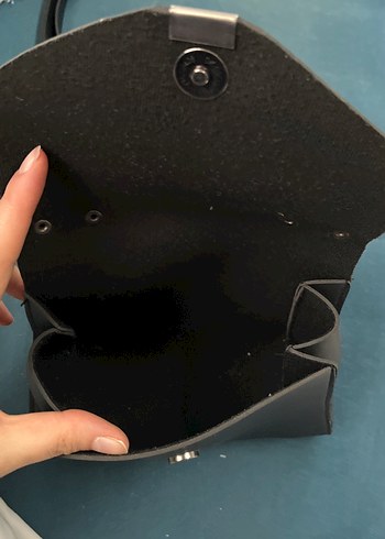 Siyah Deri Tokalı Kadın Çanta - Görsel 4