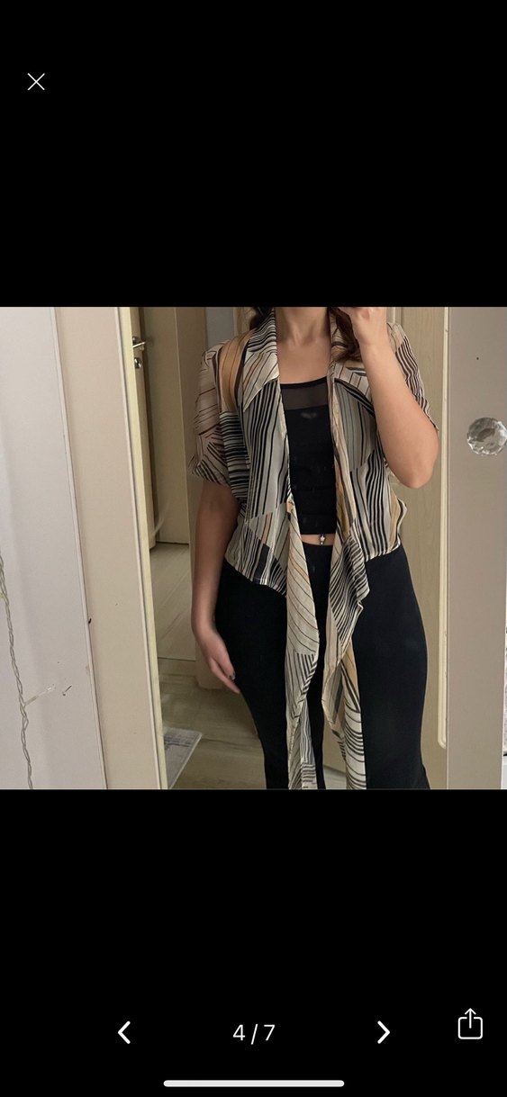 Transparan belden bağlamalı gömlek - Görsel 4