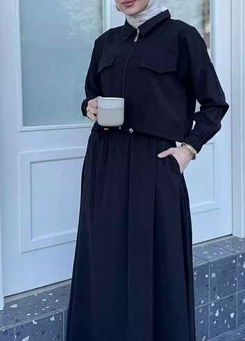 Yeni etiketli etek takım
