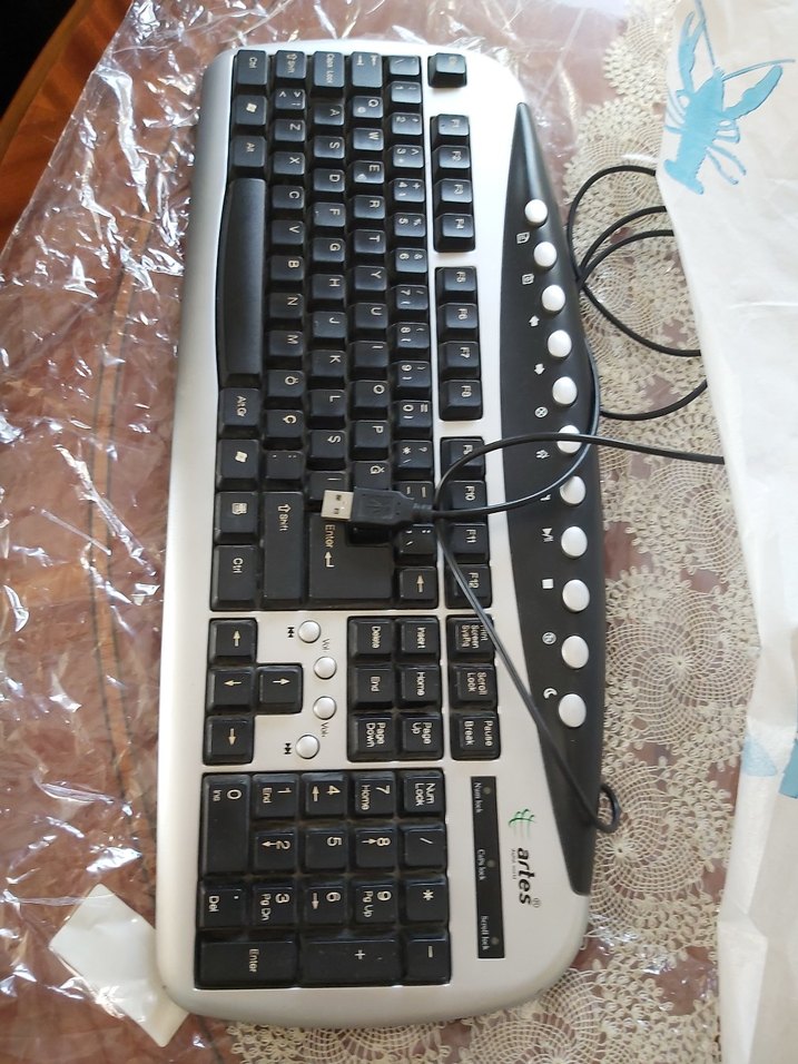 USB Kablolu Beyaz Siyah Klavye - Görsel 5