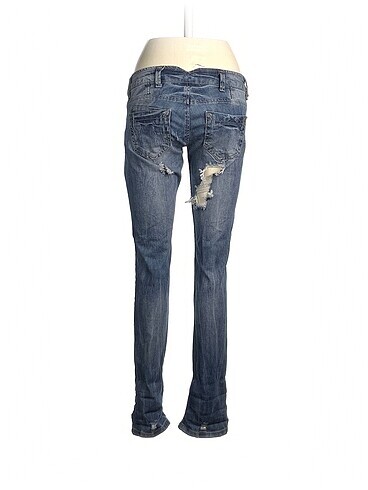 m Beden PreLoved Jean / Kot %70 İndirimli.