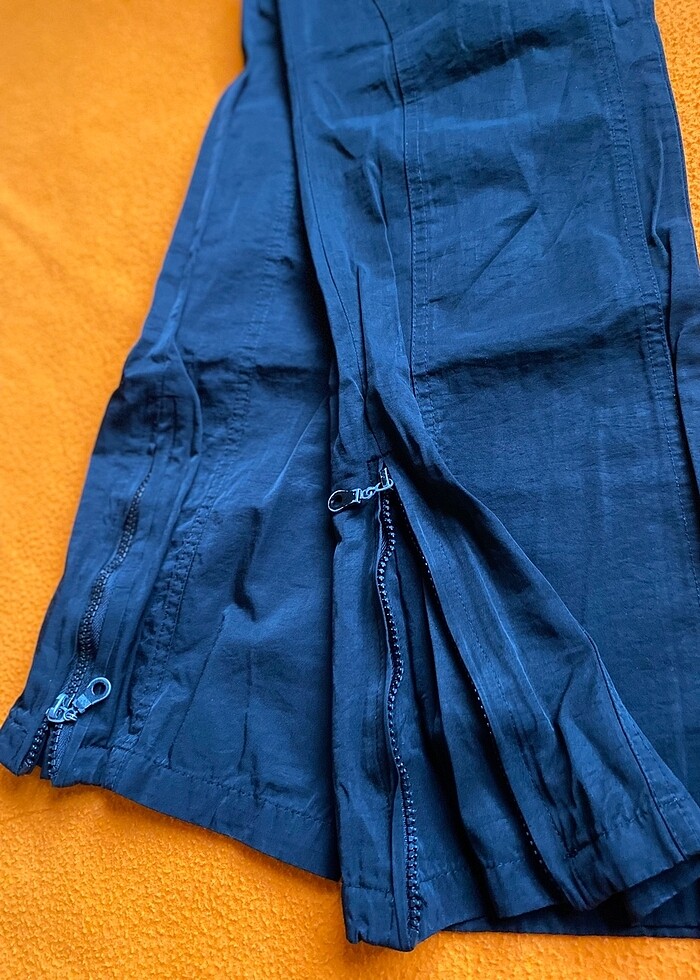 Pantolon paçaları gizli  fermuarlı - Görsel 4