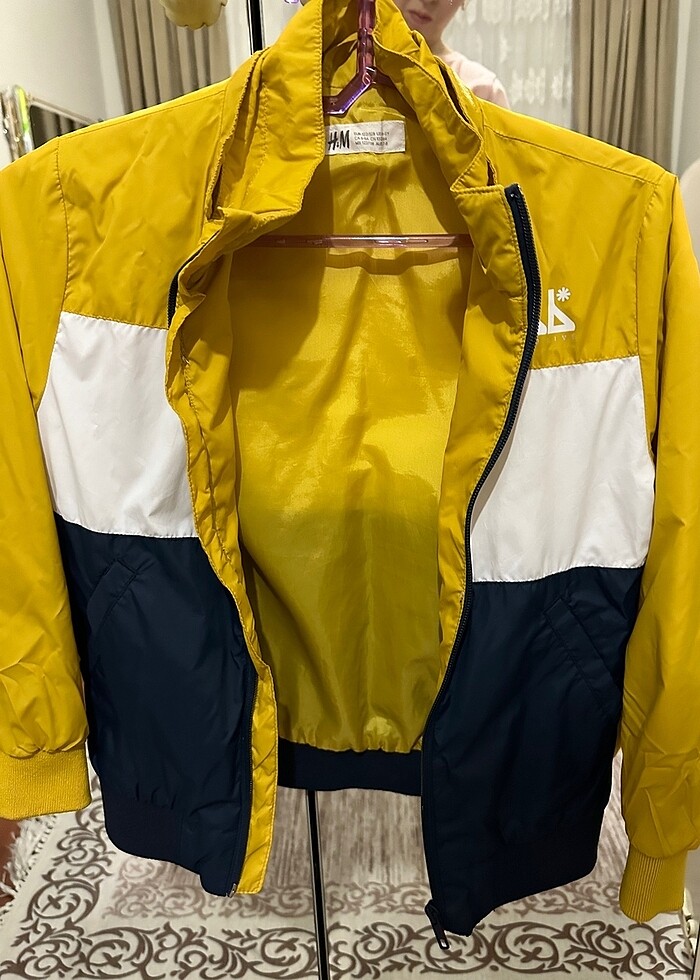 H&m yağmurluk - Görsel 2
