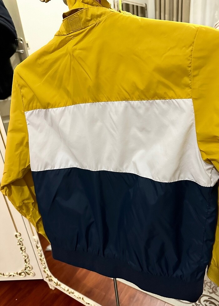 H&m yağmurluk - Görsel 5