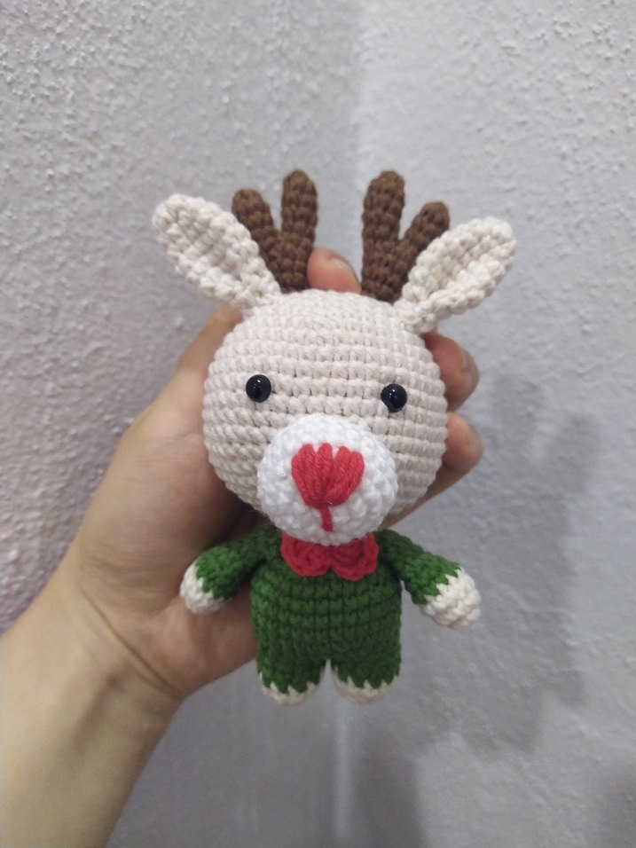 Renkli El Yapımı Amigurumi Geyik Oyuncak - Görsel 3