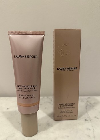 Laura Mercier