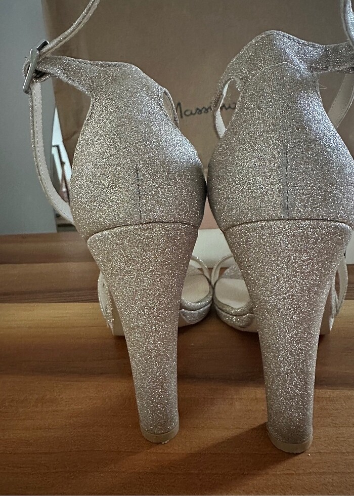 Gold Simli Ayakkabı - Görsel 4