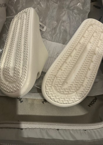 Beyaz Astronot Baskılı Kadın Terlik - Görsel 5