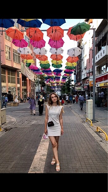 Ekru elbise