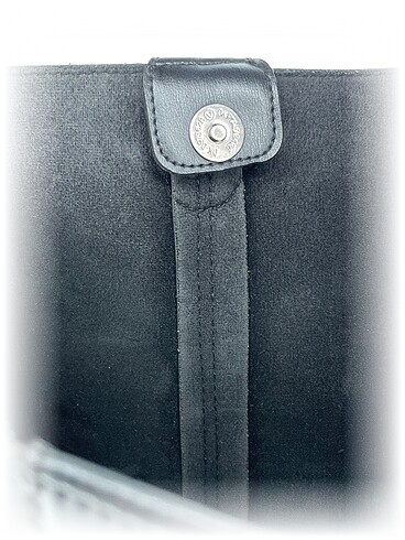 xs Beden PreLoved Kol Çantası %70 İndirimli.