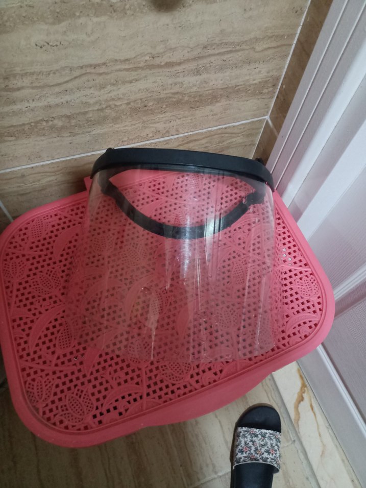 Camlı Koruyucu Maske Plastik - Görsel 3