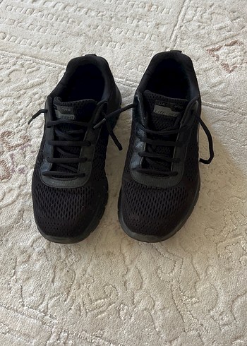 Erkek skechers 41,5