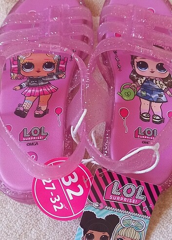 32 Beden lcwaikiki 32 no Sandalet etiketli