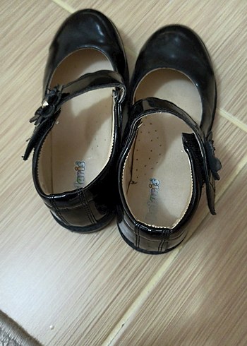 Kız Çocuk Siyah Rugan Balerin Ayakkabı - Görsel 2