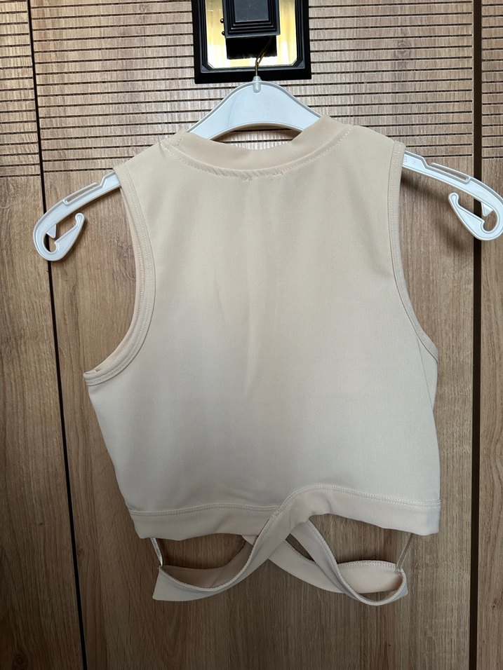 Kadın ten rengi crop - Görsel 4