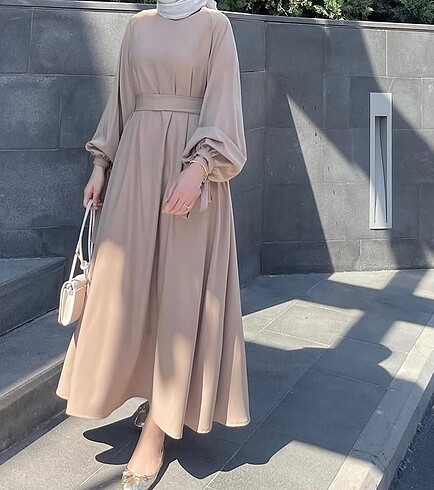 Pudra pembe elbise