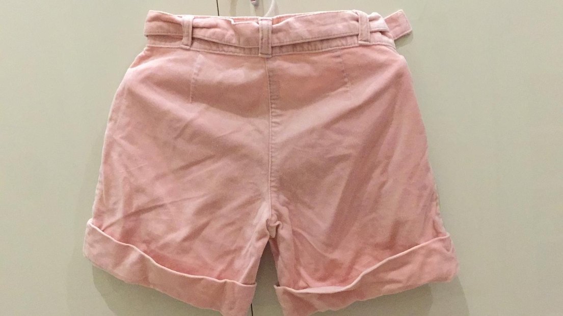 Benetton taşlı kemerli abiye kadife şort - Görsel 4