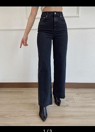Black wide leg