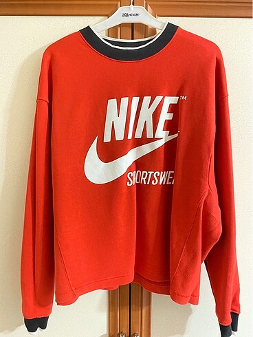 Nike sweatshirt